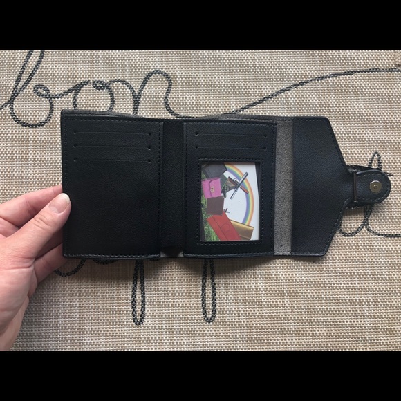 Cute little wallet - Picture 2 of 2